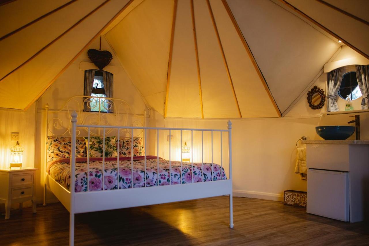 קאסלבר Mayo Glamping מראה חיצוני תמונה